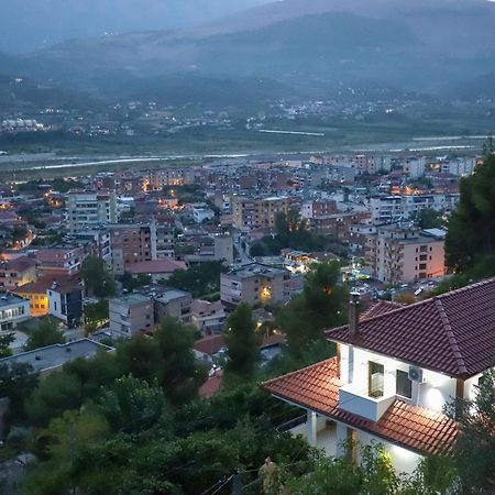 Vila Toska Berat Exteriör bild